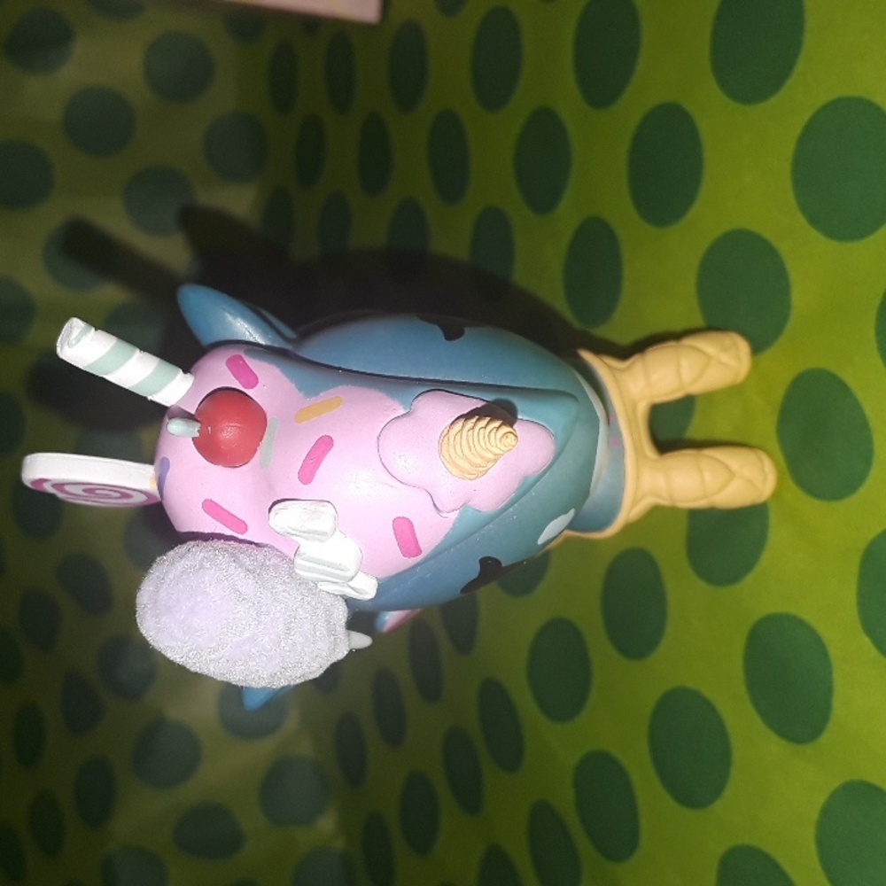 Tokidoki Carnival Unicorno Metallico series collectible figure Sweet Stuff candy - Picture 4 of 11